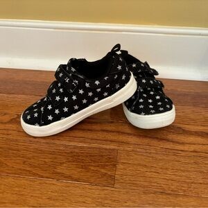 Gap Kids Black Silver and White Star Shoes Size 9